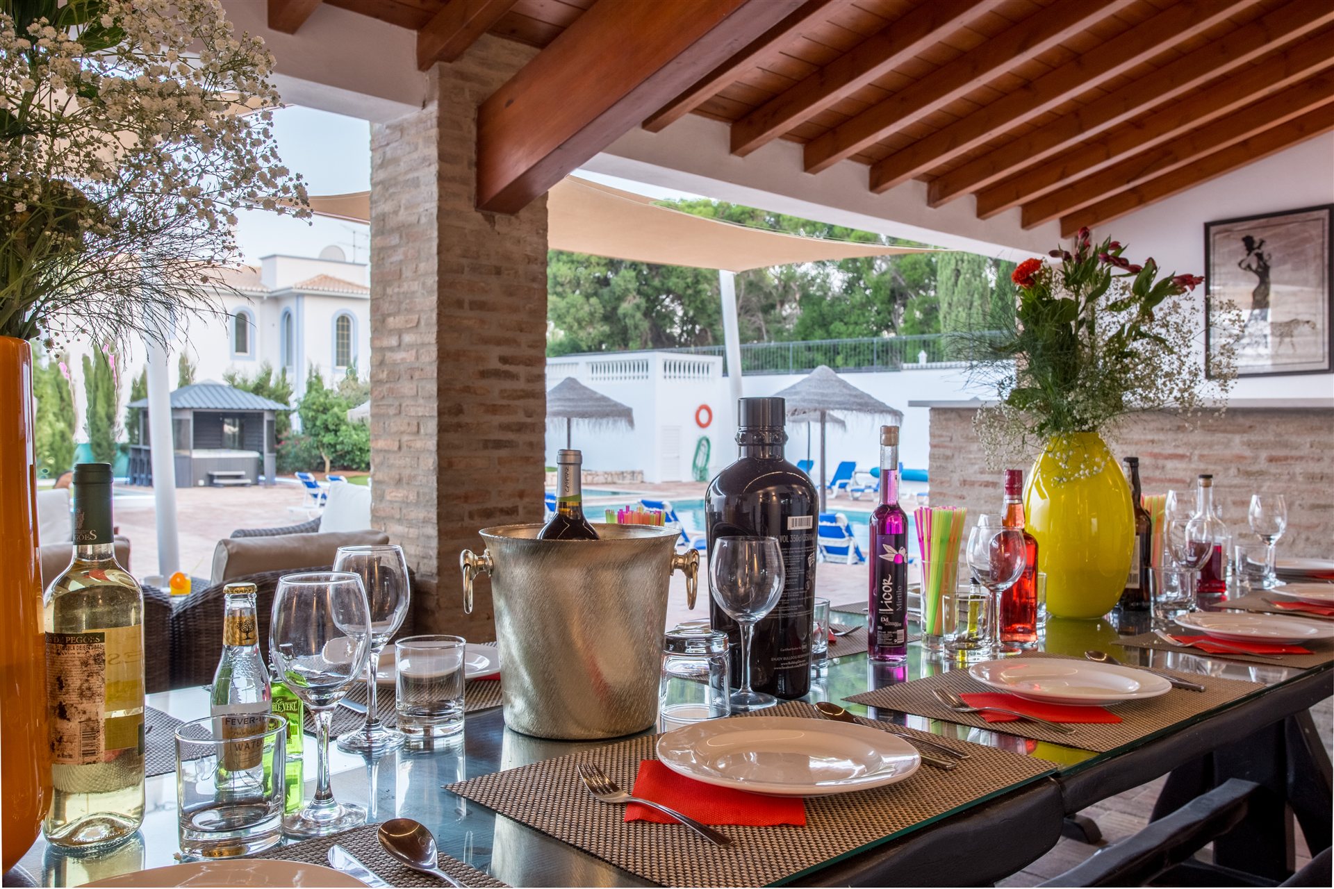 The dining and bar area with drinks served